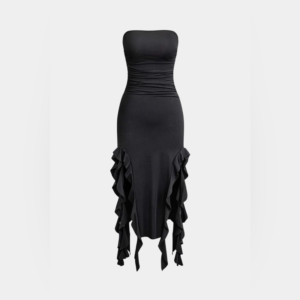 Black strapless mermaidcore ruffle dress